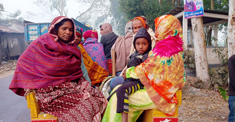 হাড়কাঁপানো ​শীতে কাহিল চরবাসী
