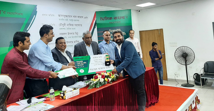 আমরা মিডিয়া নিয়ন্ত্রণ করি না: স্বরাষ্ট্রমন্ত্রী