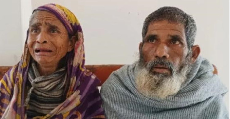 জমি লিখে নিয়ে বৃদ্ধ বাবা-মাকে নির্যাতন, পুত্রবধূ আটক