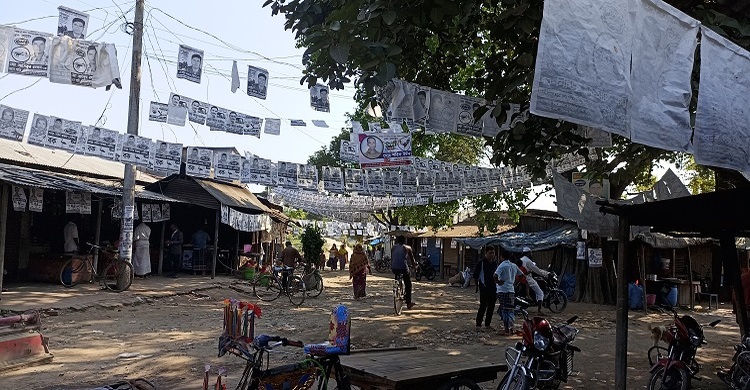 বিদ্রোহীদের চাপে নৌকার প্রার্থীরাই কোণঠাসা!