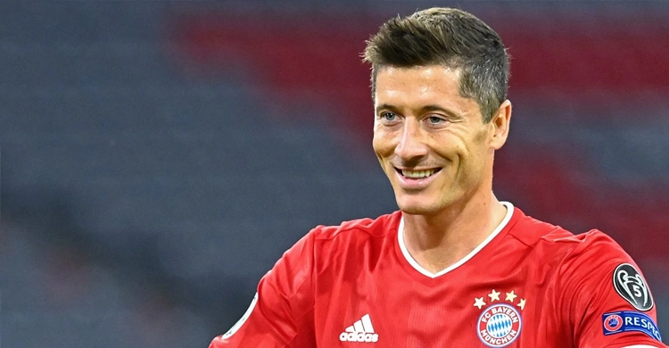 Lewandowski seeks Barca move to boost Ballon d'Or chances