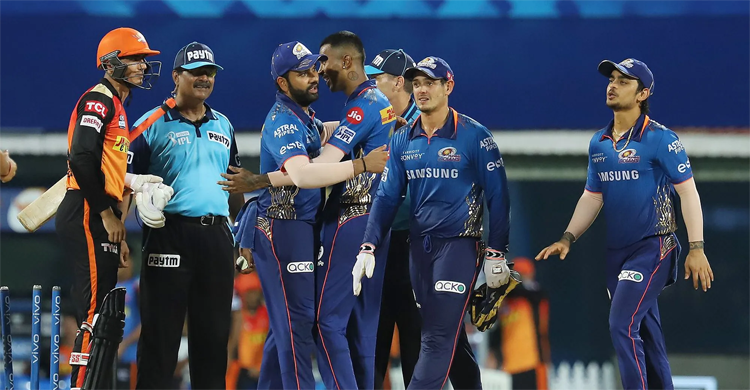 এবার হায়দরাবাদকে ‘কলকাতা’ বানিয়ে জিতল মুম্বাই
