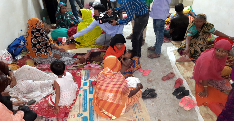 বাড়ছে ডায়রিয়ার প্রকোপ, মেঝেতে ঠাঁই নিয়েছেন রোগীরা