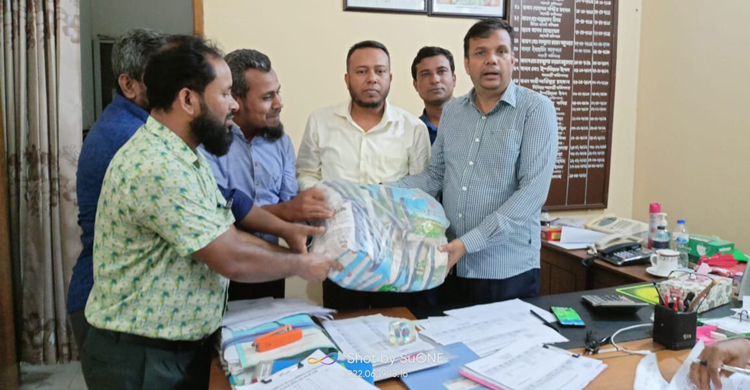 PRAN-RFL stands beside flood-hit people under ‘Pashe Asi Bangladesh’ program