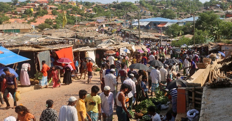 ক্যাম্পে নিজ দোকানে রোহিঙ্গা ব্যবসায়ীকে গুলি করে হত্যা