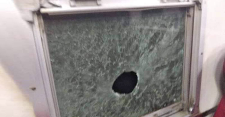 কুমিল্লায় চলন্ত ট্রেনে পাথর নিক্ষেপ, রেল কর্মী আহত