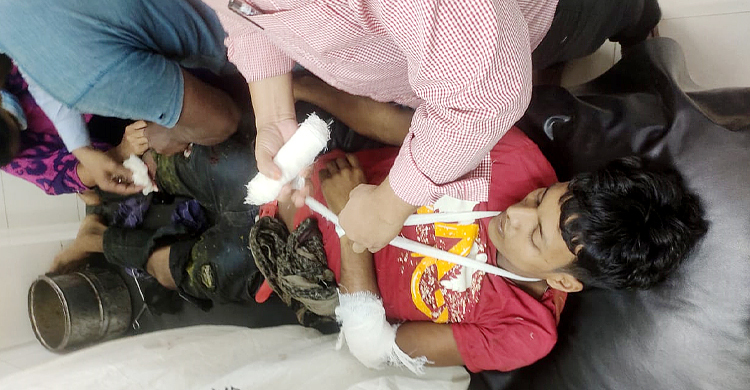 নোয়াখালীতে চেয়ারম্যান প্রার্থীর কর্মী গুলিবিদ্ধ