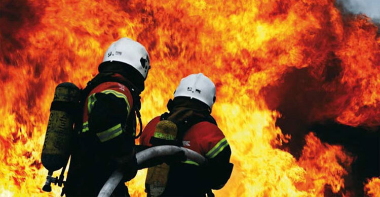 কড়াইল বস্তির আগুন নিয়ন্ত্রণে