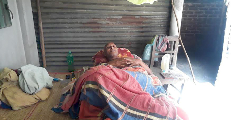 ফুলবাড়ী ট্র্যাজেডি: ১৫ বছরেও বিচার মেলেনি