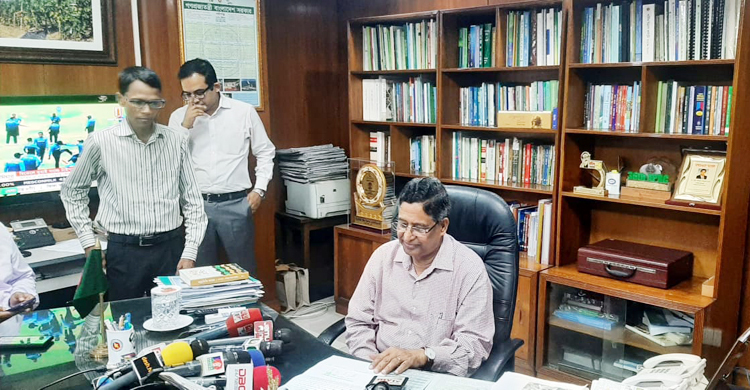 মিয়ানমারকে মোকাবিলা করতে পারবো, তবে যুদ্ধ হবে না: কৃষিমন্ত্রী
