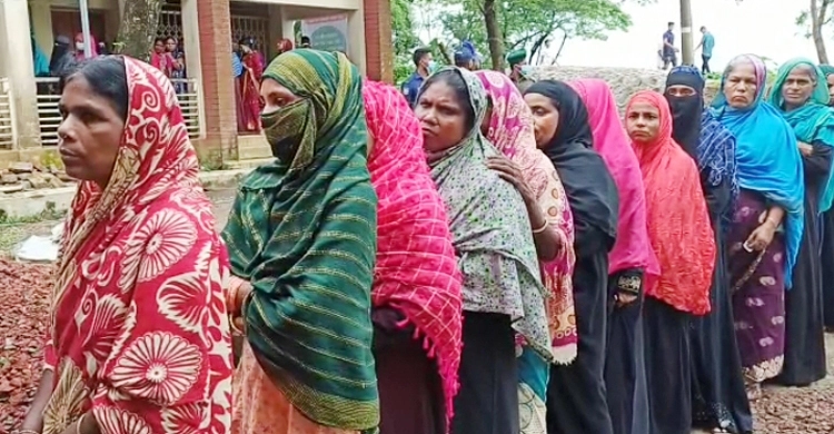 সুনামগঞ্জে ভোট কেন্দ্রে নারীর উপস্থিতি বেশি | ২১ জুন ২০২১