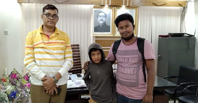 পরিবার ফিরে পেল হারিয়ে যাওয়া আব্দুল্লাহ