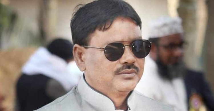 মিটিংয়ে অসুস্থ, হাসপাতালে নেওয়ার পথে উপজেলা চেয়ারম্যানের মৃত্যু