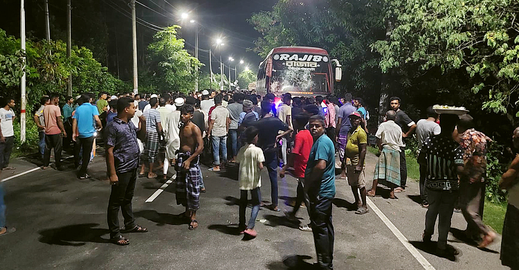 গোপালগঞ্জে ট্রাকচাপায় মোটরসাইকেলের দুই আরোহী নিহত