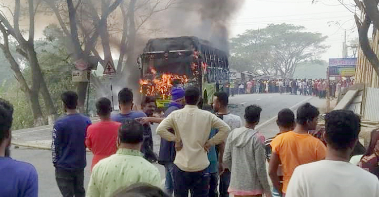 ফরিদপুরে বাস-মোটরসাইকেল সংঘর্ষে বাবা-মেয়েসহ নিহত ৩