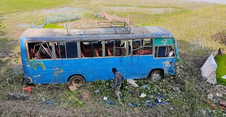 নিজের বাসেই প্রাণ গেল মালিকের