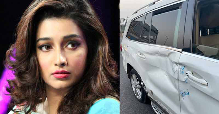 সড়ক দুর্ঘটনায় গুরুতর আহত নায়িকা সায়ন্তিকা