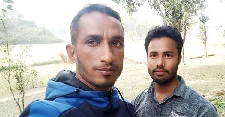 ট্রাকচাপায় প্রাণ গেল দুই মোটরসাইকেল আরোহীর