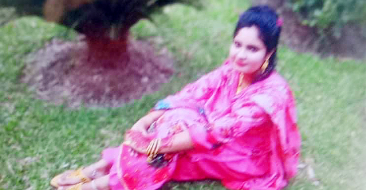 অ্যাসিড নিক্ষেপে নবদম্পতিকে হত্যাচেষ্টা, সাবেক স্বামীকে সন্দেহ