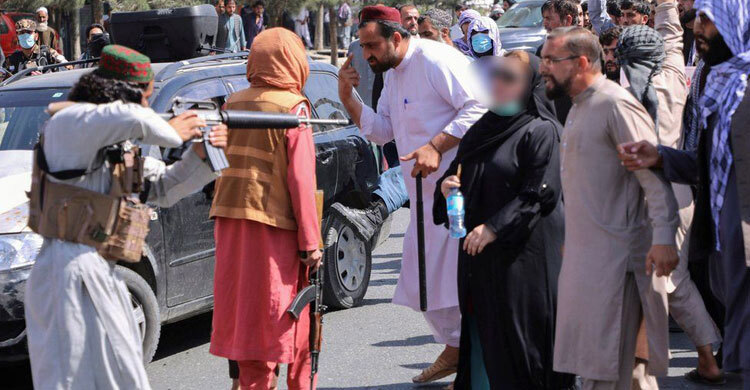 Afghanistan: Women beaten for demanding their rights