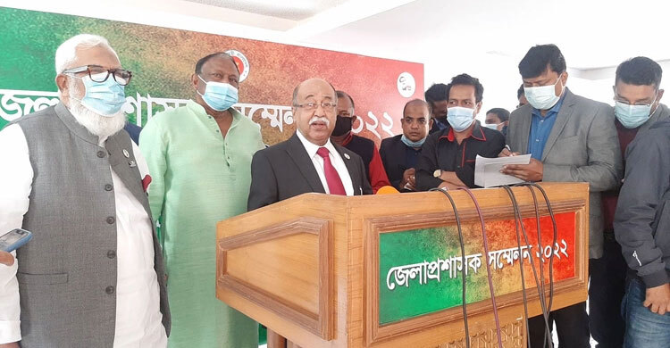 রমজানে দ্রব্যমূল্য কঠোরভাবে তদারকির নির্দেশ ডিসিদের