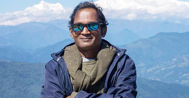 জামিন চেয়েছেন কার্টুনিস্ট কিশোর