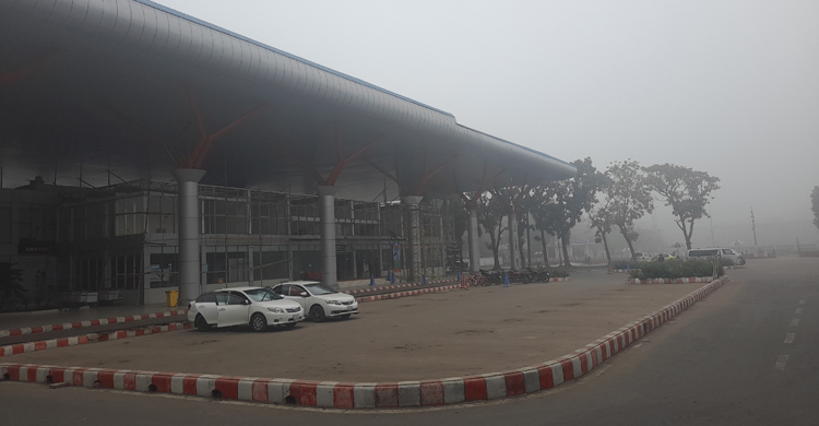 ঘন কুয়াশায় সৈয়দপুরে নামতে না পেরে ঢাকায় ফিরলো ২ ফ্লাইট