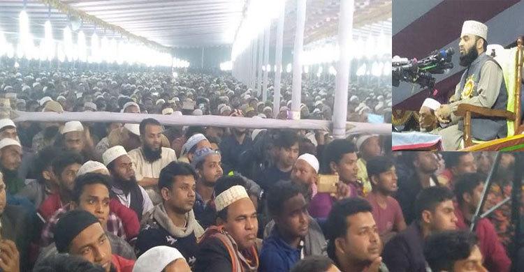 প্রচণ্ড শীত উপেক্ষা করে আজহারীর বয়ান শুনল ফরিদপুরের লাখো মানুষ