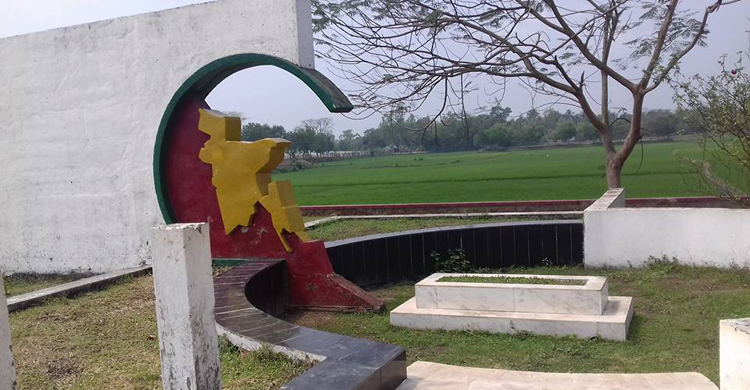 আজকের দিনে শত্রুমুক্ত হয় আখাউড়া