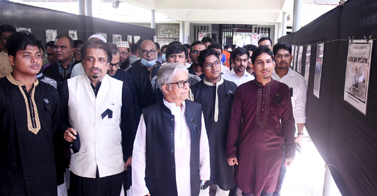 অসাম্প্রদায়িক দেশ গড়তে বঙ্গবন্ধু চর্চা বাড়াতে হবে: ঢাবি উপাচার্য