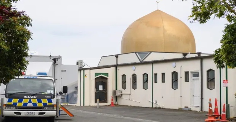 New Zealand charge man over threat to Christchurch mosques