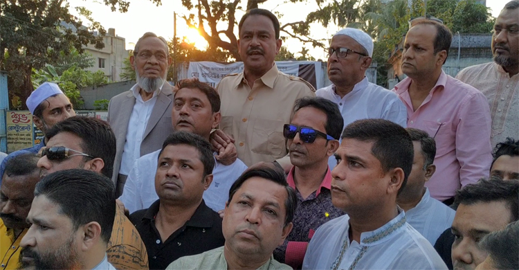 ‘আমাদের পেটালেও সরকারের বিরুদ্ধে কথা বলব’