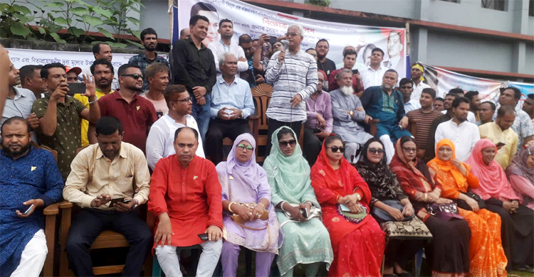 ভারতও এখন সরকারকে পাত্তা দিচ্ছে না: আলাল