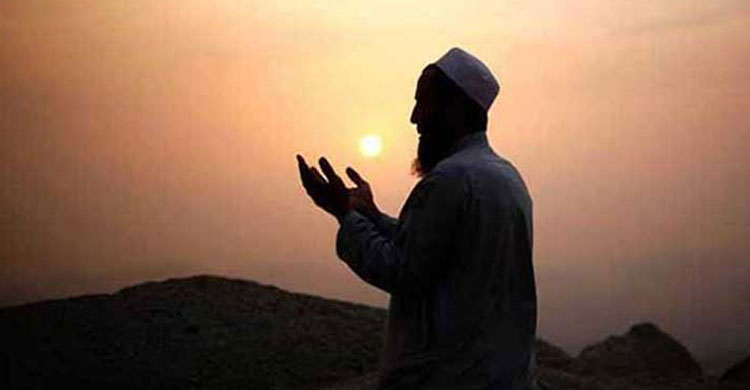 আল্লাহর সঙ্গে বান্দার সুসম্পর্ক হবে ৬ আমলে