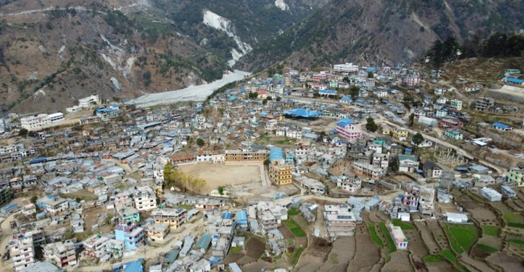 ভূমিকম্পে কেঁপে উঠলো নেপাল