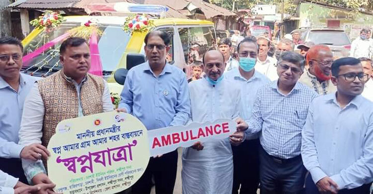 স্বপ্নযাত্রার ৭ অ্যাম্বুলেন্সে সেবা পাবে ৩ লাখ মানুষ