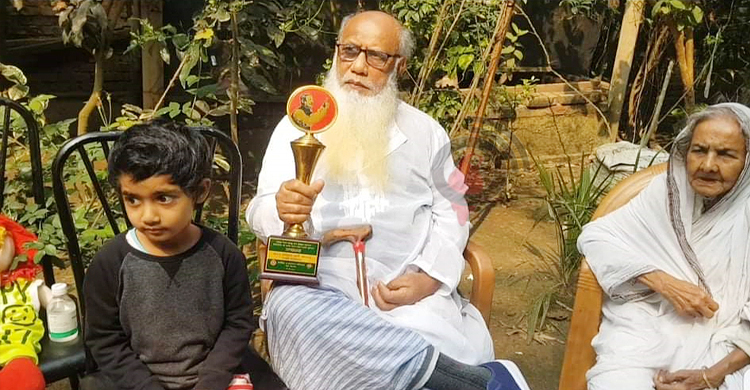 জীবন বাজি রেখে ৭ মার্চের ভাষণের রেকর্ড লুকিয়েছিলেন যে মানুষটি