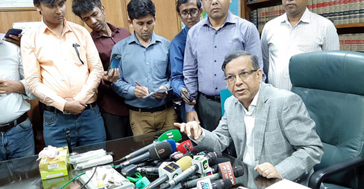 পিরোজপুরের বিচারককে বদলির কারণ জানালেন আইনমন্ত্রী