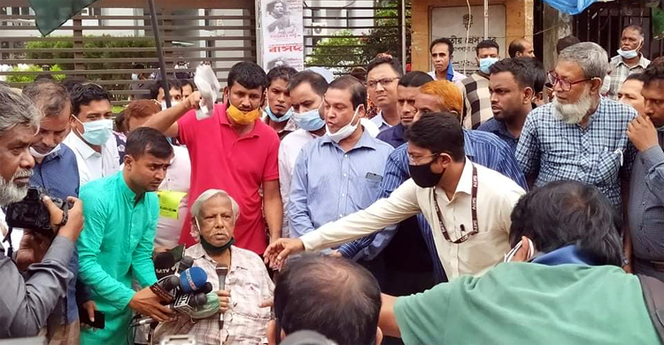 ডিজিটাল নিরাপত্তা আইনকে কবরে পাঠাতে বললেন ডা. জাফরুল্লাহ