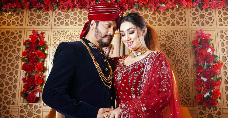 রয়েল মালাবার জুয়েলারী অ্যান্ড ফ্যাশন মলে বিয়ের উৎসব