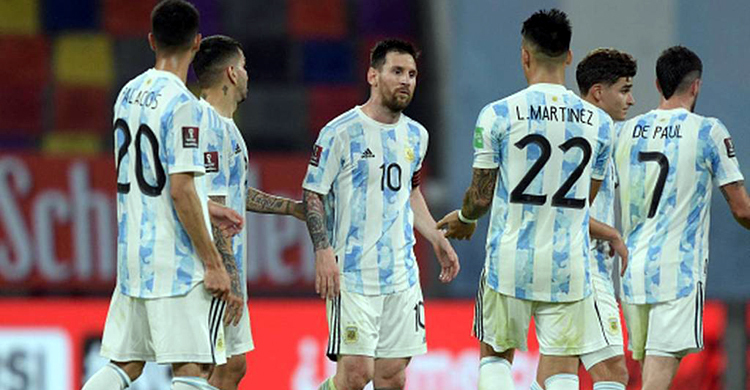 টানা ১৭ ম্যাচ অপরাজিত থাকার রেকর্ড থাকবে তো আর্জেন্টিনার!