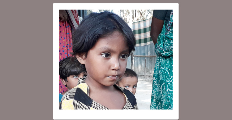 আরিফা জানে না মা মারা গেছে