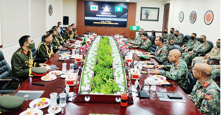 মালদ্বীপ সফর শেষে ফিরলেন সেনাপ্রধান