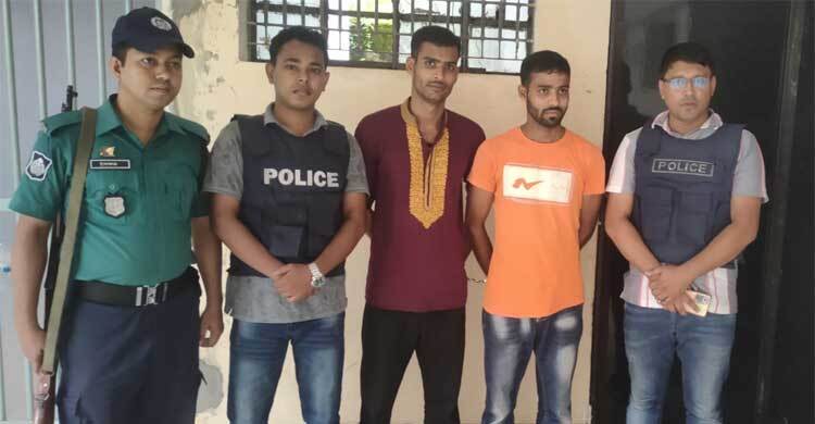 লালদীঘি পাড়ে সিনেমা স্টাইলে যুবক অপহরণ