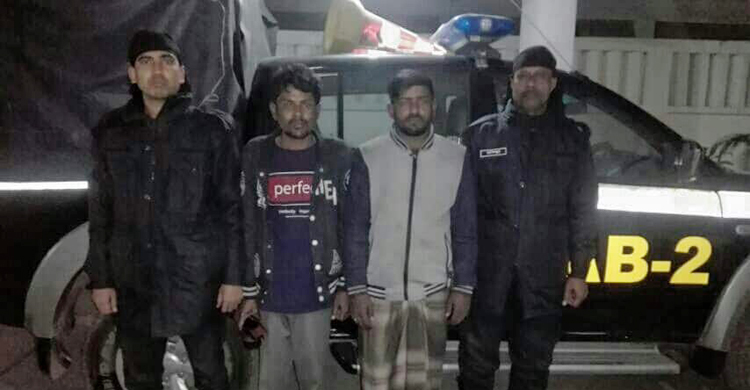 মোহাম্মদপুরে ২৫৫ মণ নিষিদ্ধ পলিথিনসহ আটক ২