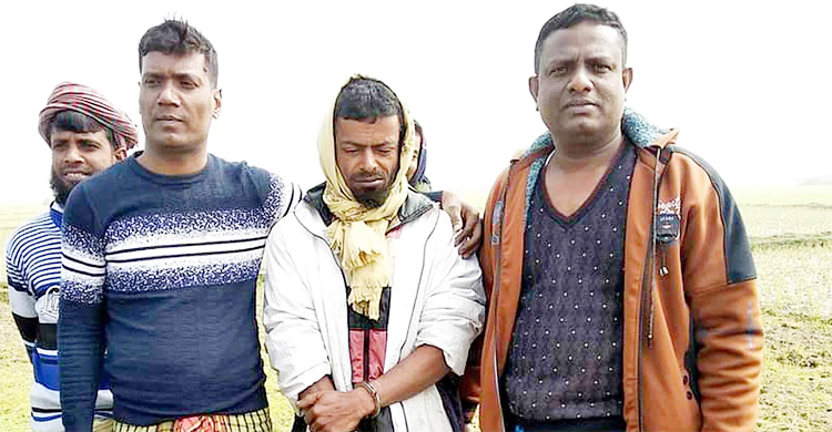 কৃষক ছদ্মবেশে সাজাপ্রাপ্ত আসামি ধরল পুলিশ