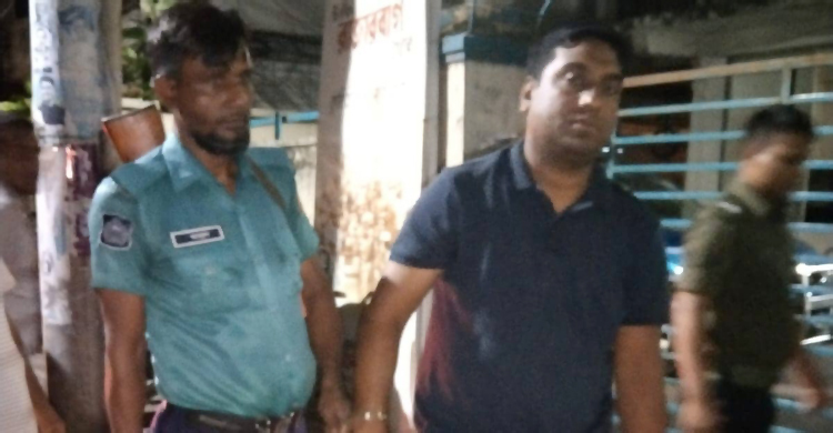 চাকরির প্রলোভনে ১২ লাখ টাকা আত্মসাৎ, প্রতারক গ্রেফতার