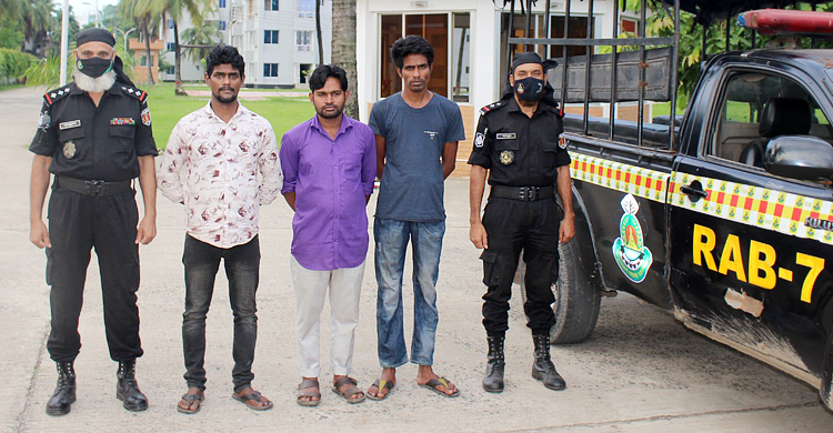 সিএনজি চোরাই সিন্ডিকেটের তিন সদস্য আটক