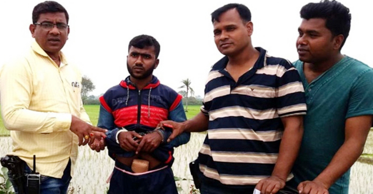 দুই কেজি স্বর্ণের পর তিন কেজি রুপাসহ যুবক গ্রেফতার