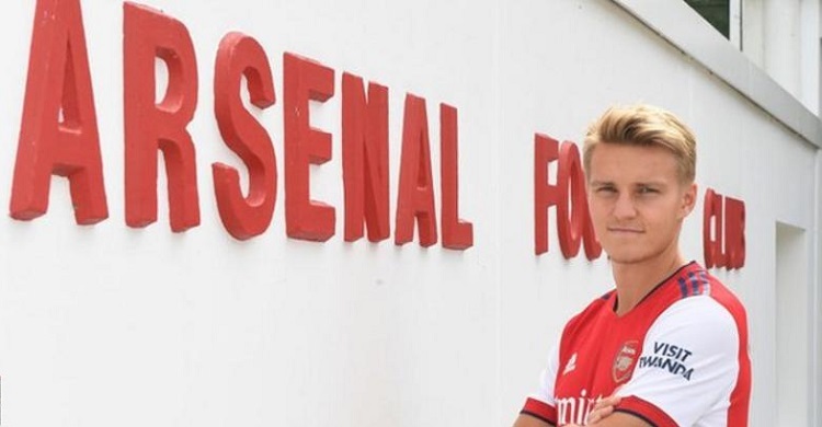 Arsenal sign Odegaard from Real Madrid